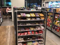 -全家便利店(上海南站站店)
