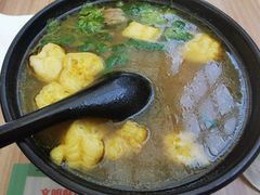 -小杨生煎(金山百联购物中心3楼店)