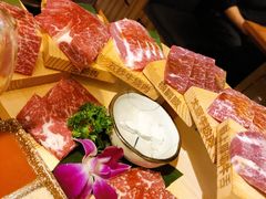 天梯拼盘-大牛焱烧·和牛炭火烧放题