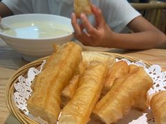 -弄堂咪道-饭香·面香·馄饨香(汇锦广场店)