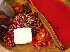 -沸炉重庆老火锅(军事博物馆店)