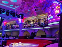 大堂-巴特餐饮6加1音乐餐吧·新疆菜