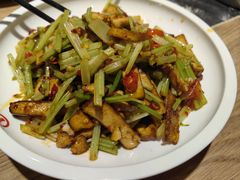芹菜香干-建辉湖南土菜馆(南大街店)