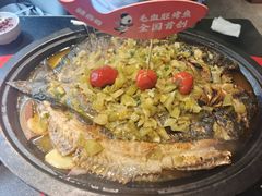 -辣尚瘾·烤鱼·新川菜(牡丹园直营店)