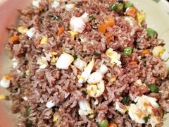 -Cuc Gach Quan Restaurant