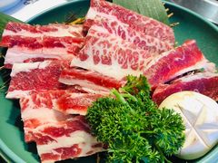-草家酱蟹炭火烤肉店(珲春南路一店)