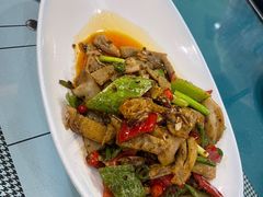 -三江源美食城