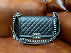 -Chanel(德基广场店)