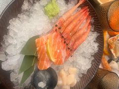 -牛YO寿喜烧·铁板烧和牛火锅自助(市府恒隆店)