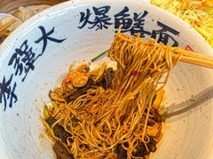 -李犟大爆鳝面·手工蟹黄包(湖滨西湖店)