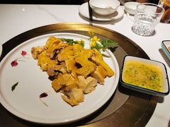 -领鲜天下·焗海鲜·花胶鸡(天目里店)