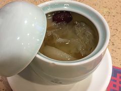 竹荪炖雪莲-点都德(北京路贰店)