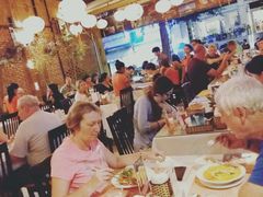 -Lanterns Vietnamese Restaurant