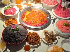 -茅草房·河畔园林火锅