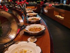 自助取餐区-聚春园自助餐厅(东街口店)