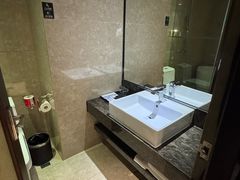 -新海利大酒店(拱北口岸店)