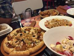 -Mr.Pizza米斯特比萨(盐城聚龙湖店)