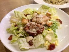 香料雞腿凱薩沙拉-Dazzling Cafe 蜜糖吐司专卖店