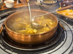 -阿山卓·野生菌火锅·纳西火塘烤肉