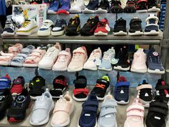 -上品折扣(回龙观店)