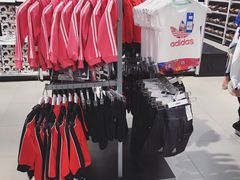 -阿迪达斯(八方汇精品优惠店)