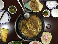 -菌之家·专业纯野生菌火锅·特色炒菌