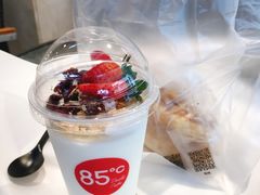 草莓酸奶-85度C(厦门中华城新店)