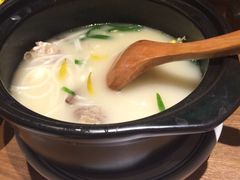 -云海肴·汽锅鸡·云南代表菜(天山百盛优客店)