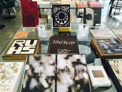 -10 Corso Como