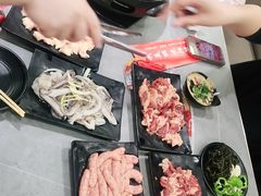 -啊美丽炭火烤肉(滑翔一店)