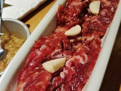 -炼火烤肉店