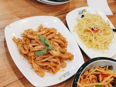 -西部马华清真兰州牛肉面·烧烤夜市(三里河店)