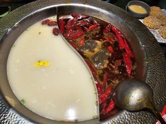 -麻田会 ·鲜活现烹·牛蛙火锅(珠江新城维家思广场店)