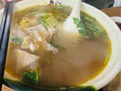 -黄阿姨锅贴大王(万航渡路店)