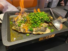 -探鱼·鲜青椒爽麻烤鱼(银泰城店)