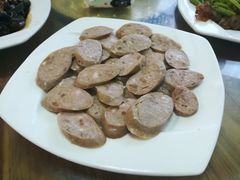 -溢心园香河肉饼总店