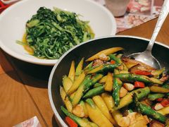 -黄泥岗·地道湖北菜(奥特莱斯店)