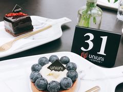 -UNI UNI(环亚凯瑟琳店)