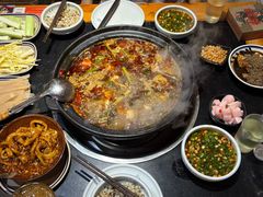 -小饕荟雅安贡椒鱼鲜馆(广福桥店)