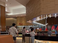 -亚龙湾希尔顿自助餐厅·海鲜·烧烤·沙滩BBQ·现场乐队