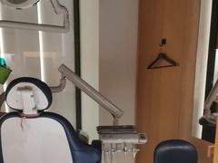 -齐玉齿科JADENTAL