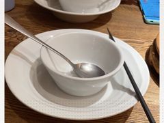 -蜜桃餐厅·伴山(湖滨商业街店)