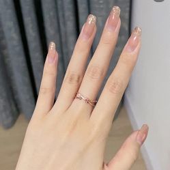 -悦指间美甲美睫