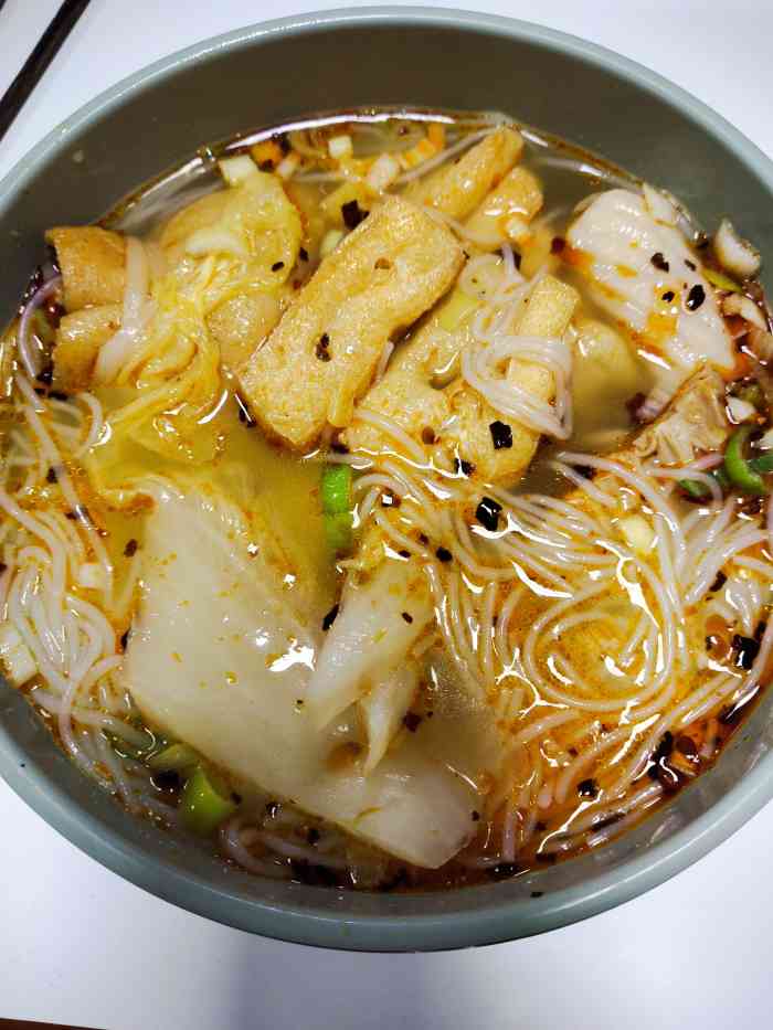 涵香麻辣烫(文化路店)-"去吃过他家很多次了,上学的时候就听说过涵.