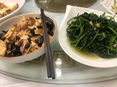 -围龙屋客家食府(福田店)