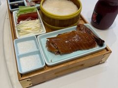 -梅花香里大酒店(郁金香路店)
