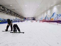 -重庆际华园室内极限运动中心