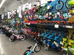 -迪卡侬(西三旗店)