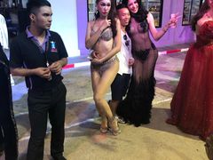 -西蒙人妖秀