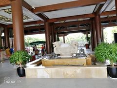 -三亚亚龙湾雅高美爵酒店
